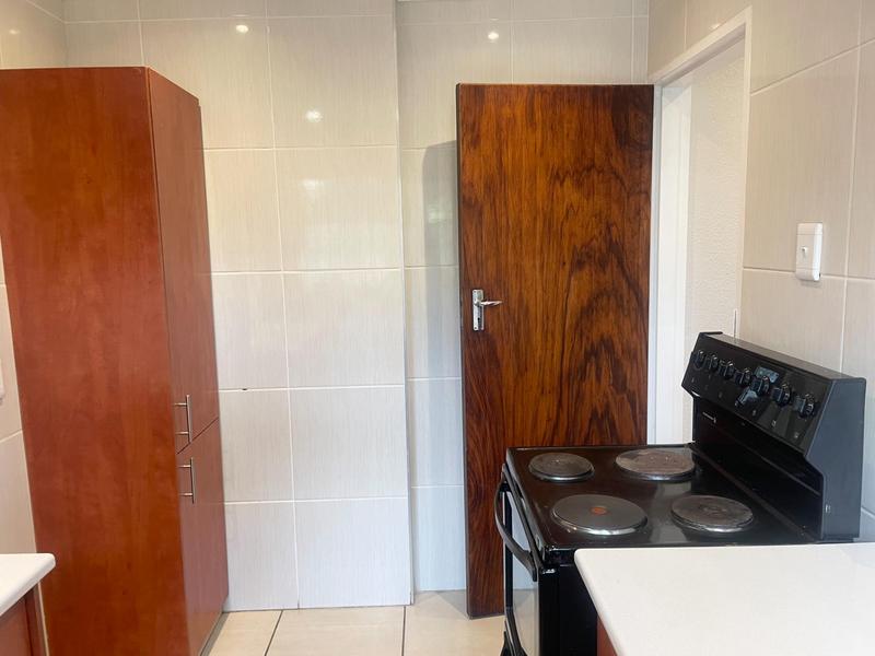 2 Bedroom Property for Sale in Kenilworth Western Cape